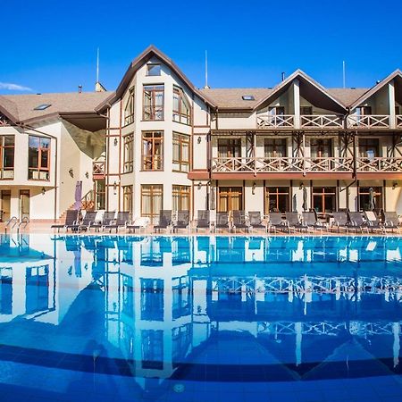 Georg Park Hotel Tarashany 外观 照片