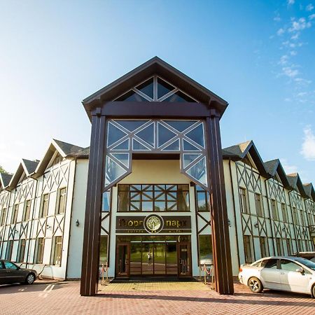 Georg Park Hotel Tarashany 外观 照片