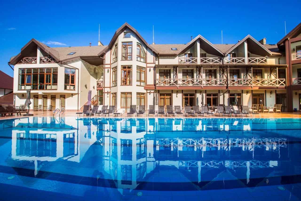 Georg Park Hotel Tarashany 外观 照片