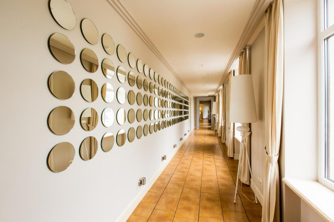 Georg Park Hotel Tarashany 外观 照片
