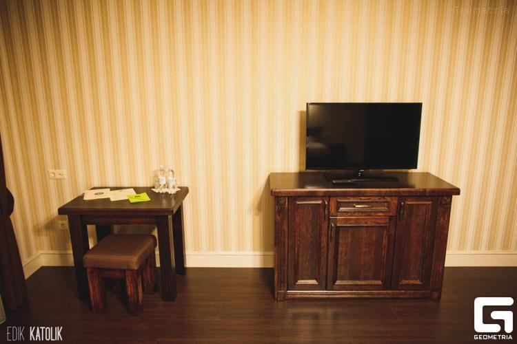 Georg Park Hotel Tarashany 外观 照片